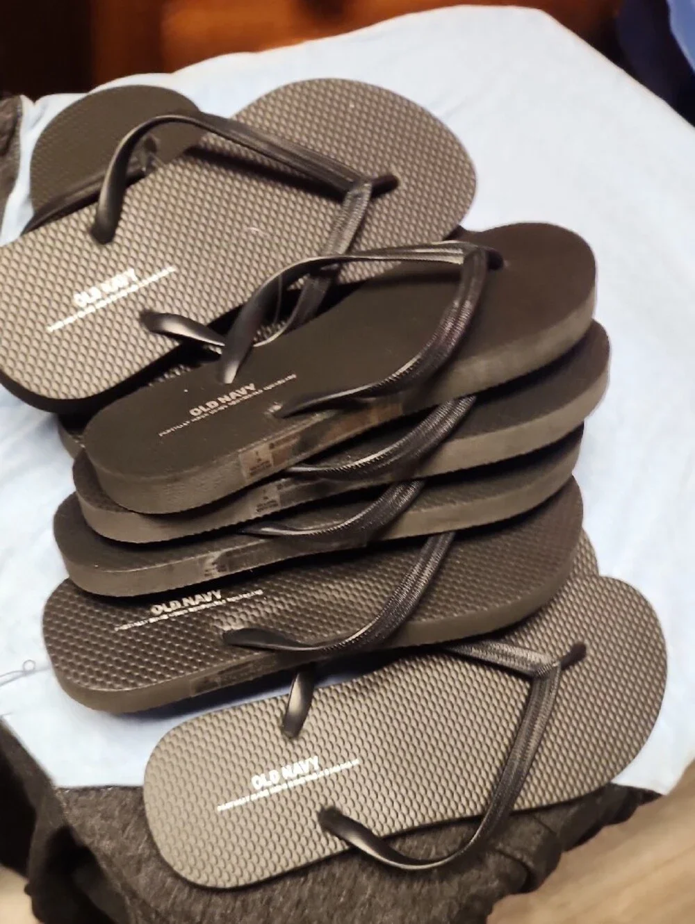 Woman's Black Flip Flops Old Navy Size 7 BUNDLE 5 PAIRS